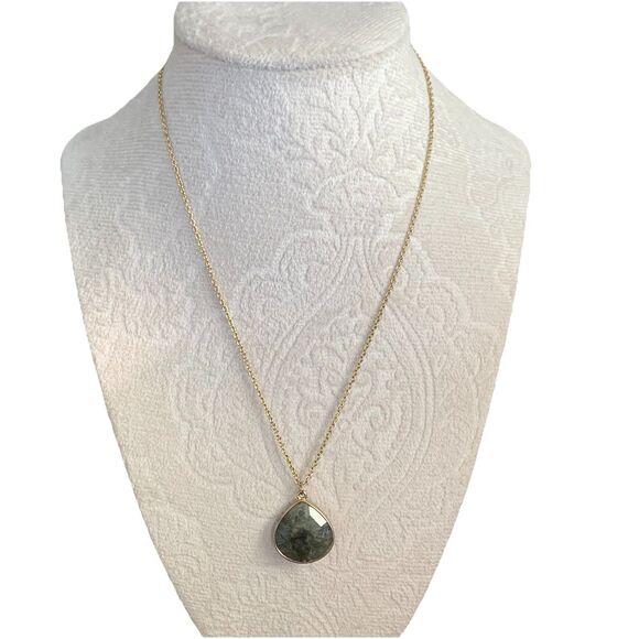 Vintage Faceted Labradorite Tear Drop Pendant Necklace 17" Gold-tone Gemstone - Picture 2 of 16